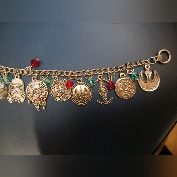 Star Wars Charm Bracelet - Picture 5 of 8